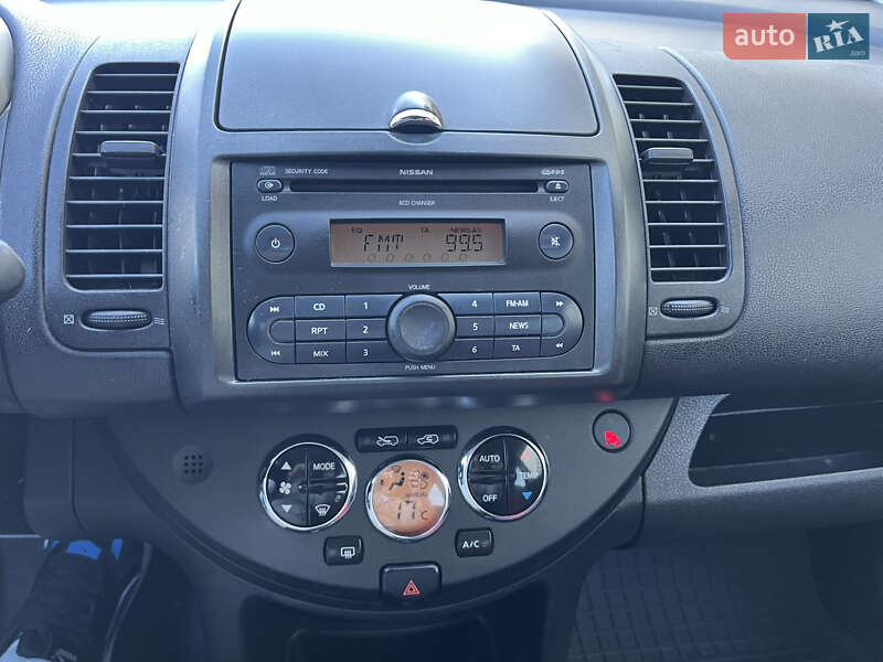 Хэтчбек Nissan Note 2007 в Могилев-Подольске