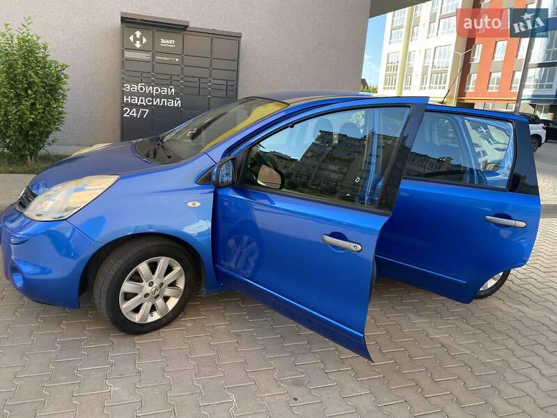 Хэтчбек Nissan Note 2010 в Черновцах фото 10 Хэтчбек Nissan Note 2010 в Черновцах