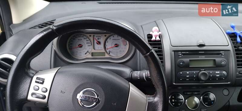 Хэтчбек Nissan Note 2007 в Вараше фото 8 Хэтчбек Nissan Note 2007 в Вараше