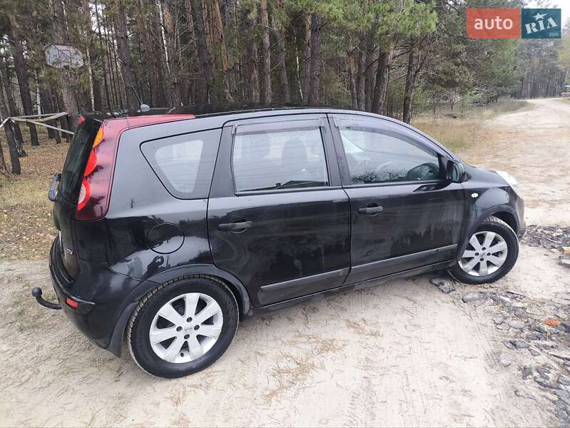 Хетчбек Nissan Note 2010 в Вишгороді фото 4 Хетчбек Nissan Note 2010 в Вишгороді