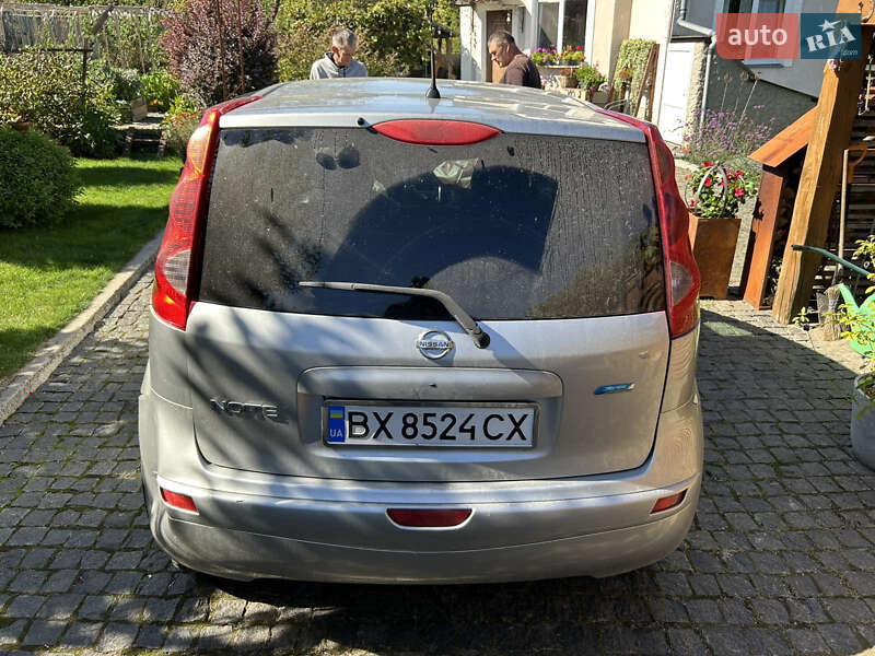 Хэтчбек Nissan Note 2009 в Деражне фото 5 Хэтчбек Nissan Note 2009 в Деражне