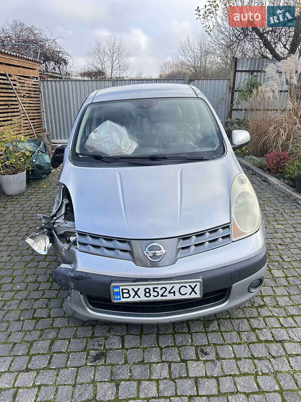 Хэтчбек Nissan Note 2009 в Деражне фото 15 Хэтчбек Nissan Note 2009 в Деражне