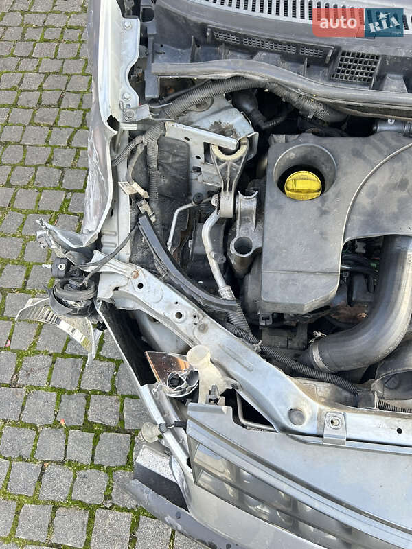 Хэтчбек Nissan Note 2009 в Деражне фото 25 Хэтчбек Nissan Note 2009 в Деражне