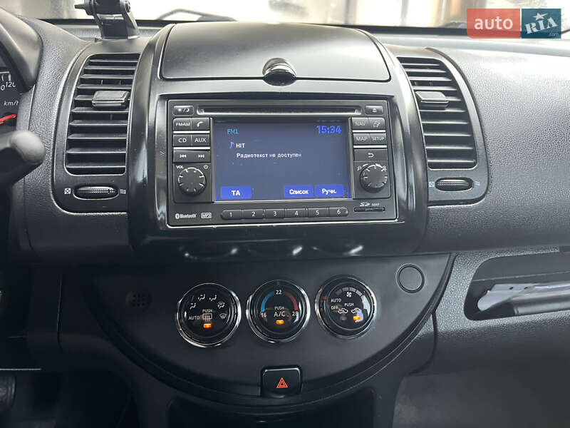 Хэтчбек Nissan Note 2011 в Львове