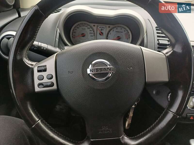 Хэтчбек Nissan Note 2007 в Каменском