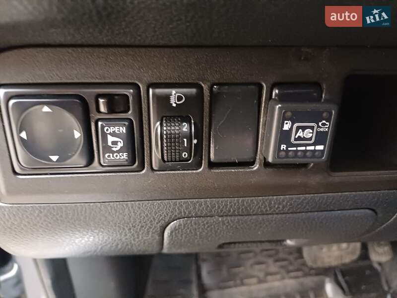 Хэтчбек Nissan Note 2007 в Каменском