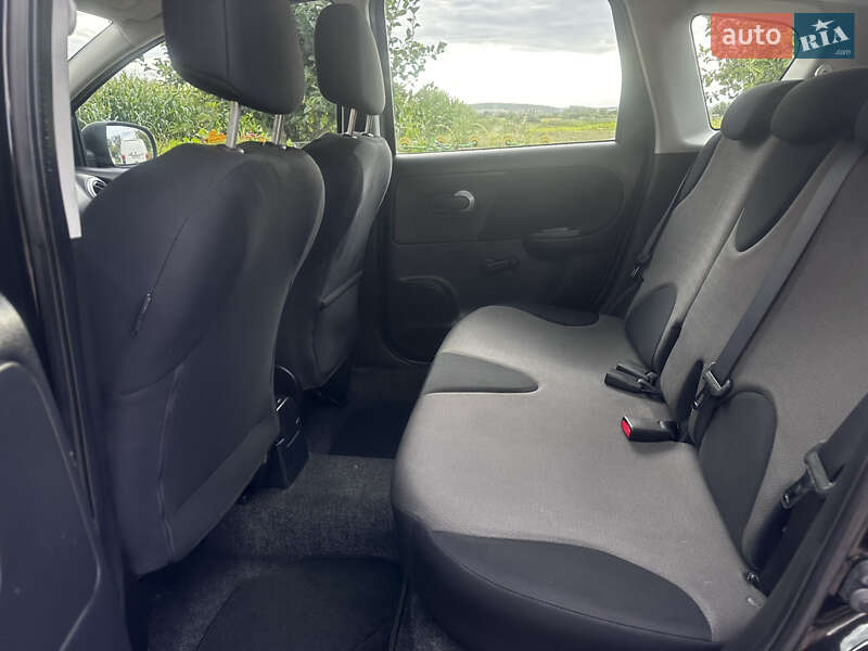 Хетчбек Nissan Note 2009 в Дубні