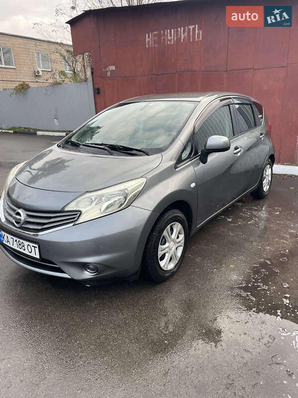 Хетчбек Nissan Note 2012 в Києві