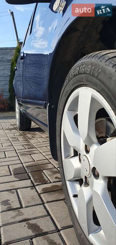 Хэтчбек Nissan Note 2008 в Казатине фото 19 Хэтчбек Nissan Note 2008 в Казатине