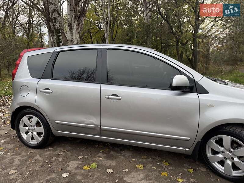 Хэтчбек Nissan Note 2007 в Одессе