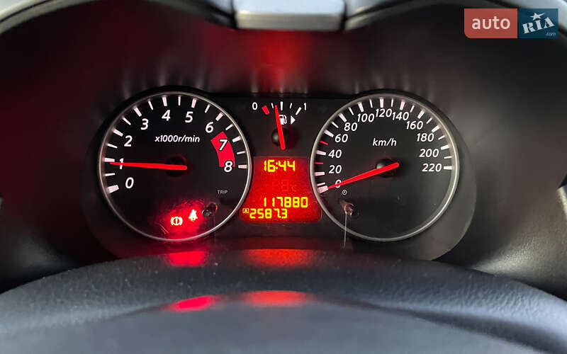 Хэтчбек Nissan Note 2012 в Львове