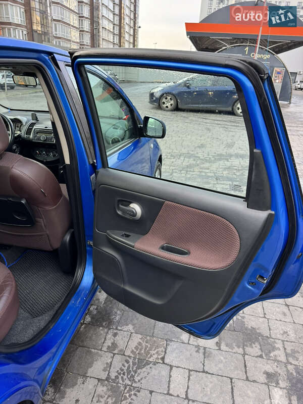 Хэтчбек Nissan Note 2007 в Львове