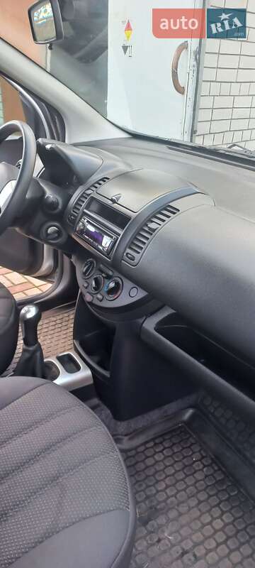 Хэтчбек Nissan Note 2011 в Днепре