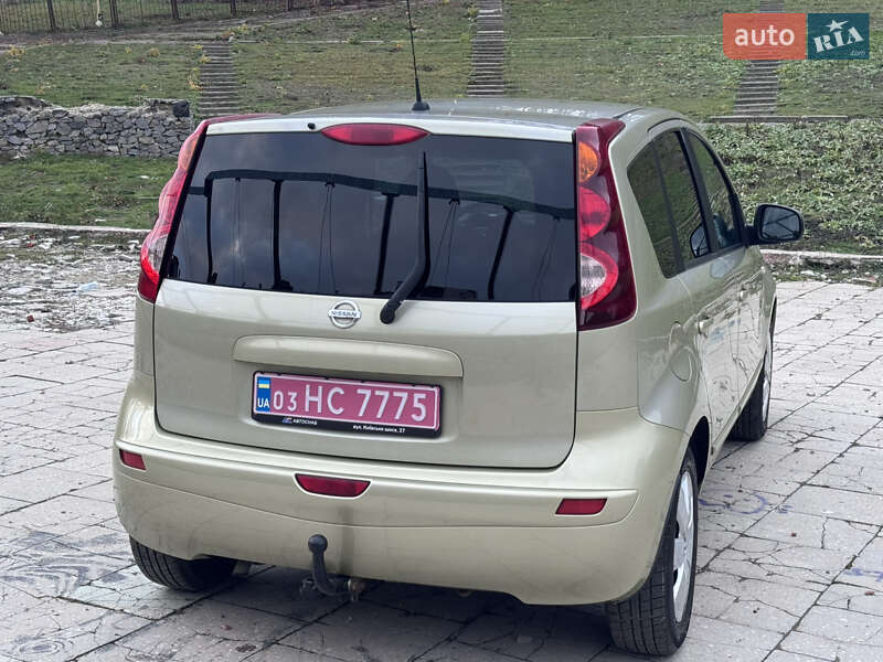 Хэтчбек Nissan Note 2009 в Полтаве