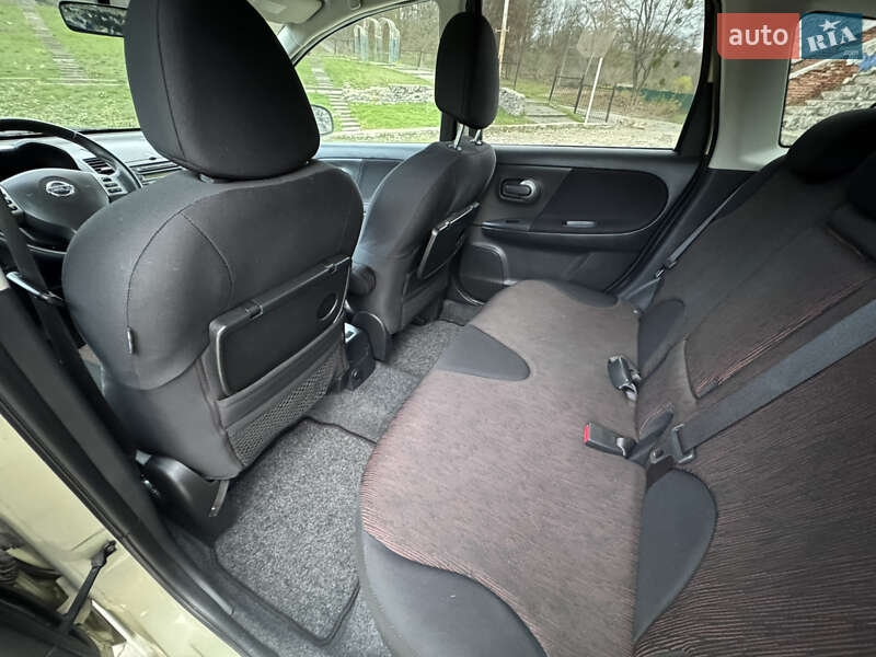 Хэтчбек Nissan Note 2009 в Полтаве