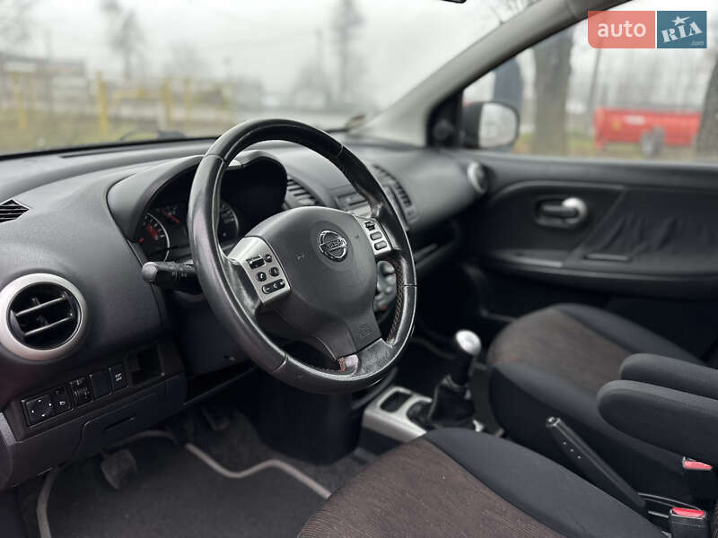 Хэтчбек Nissan Note 2010 в Виннице