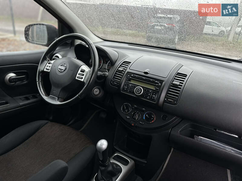 Хэтчбек Nissan Note 2010 в Виннице