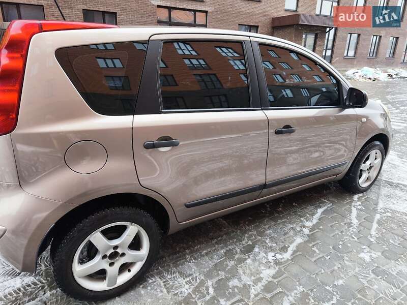 Хетчбек Nissan Note 2008 в Нетішині