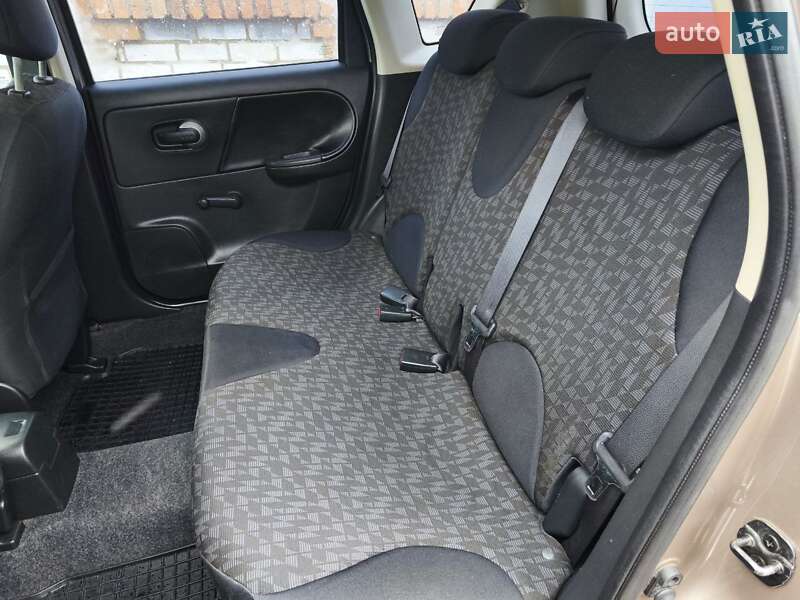 Хетчбек Nissan Note 2008 в Нетішині