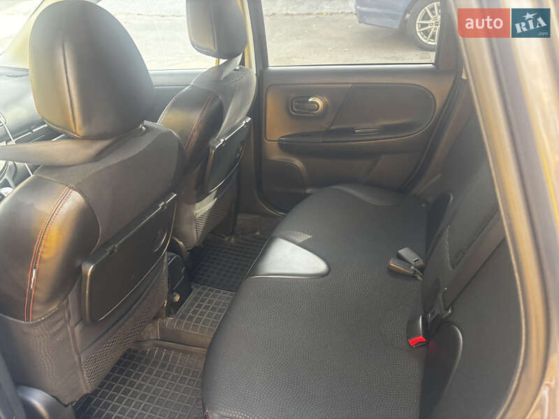 Хетчбек Nissan Note 2009 в Києві
