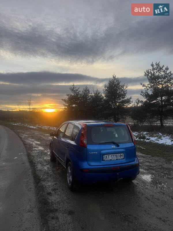 Хетчбек Nissan Note 2006 в Івано-Франківську