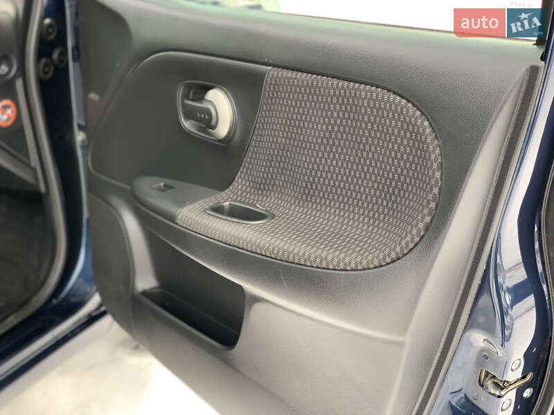 Хетчбек Nissan Note 2007 в Дрогобичі