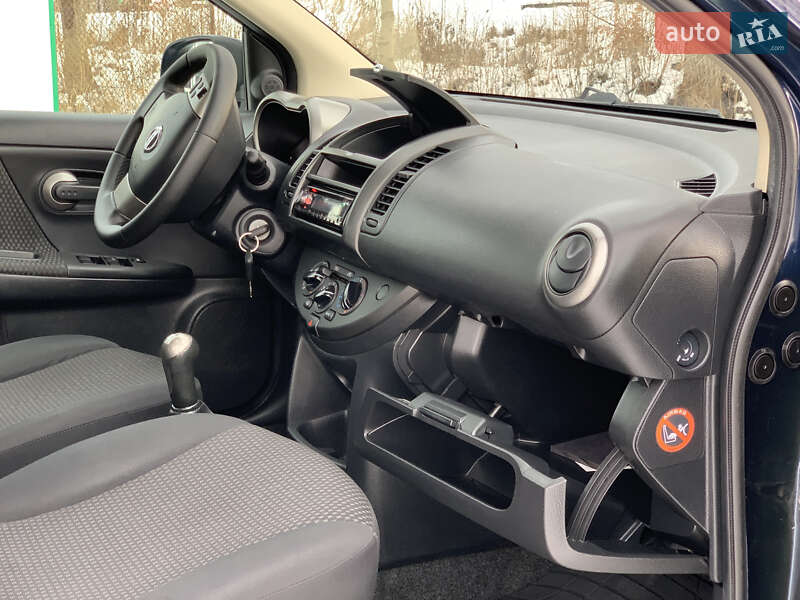 Хетчбек Nissan Note 2007 в Дрогобичі