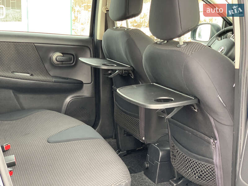 Хетчбек Nissan Note 2007 в Дрогобичі