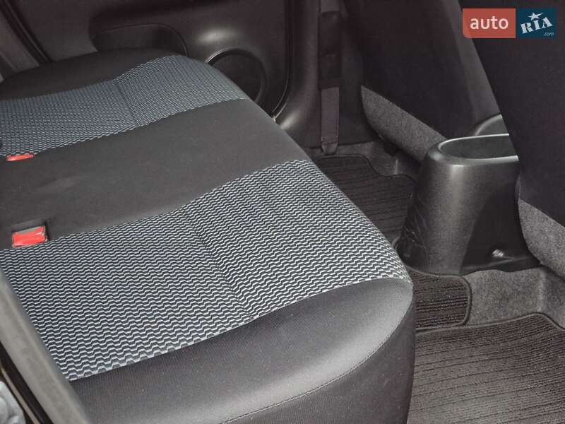 Хэтчбек Nissan Note 2015 в Одессе фото 40 Хэтчбек Nissan Note 2015 в Одессе