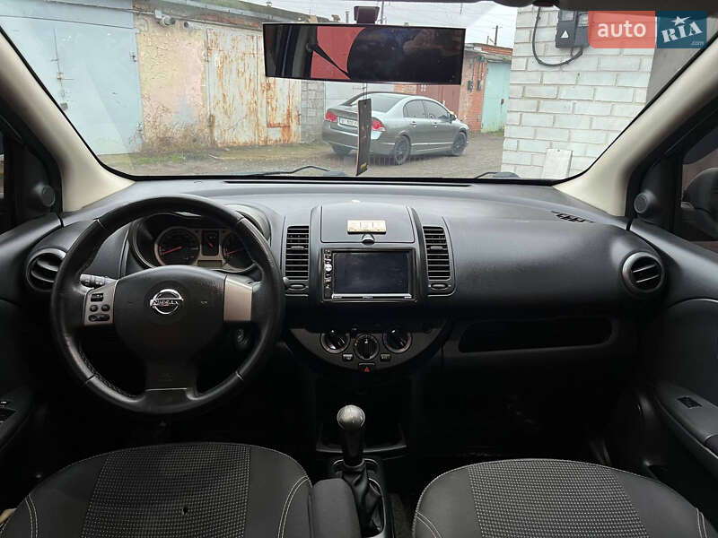 Хэтчбек Nissan Note 2007 в Полтаве