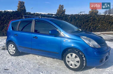 Хэтчбек Nissan Note 2008 в Львове