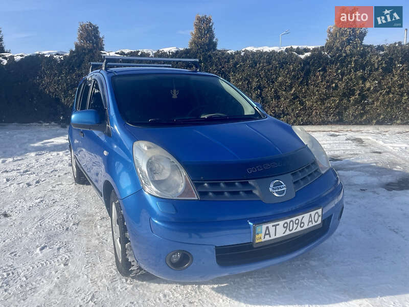 Хэтчбек Nissan Note 2008 в Львове