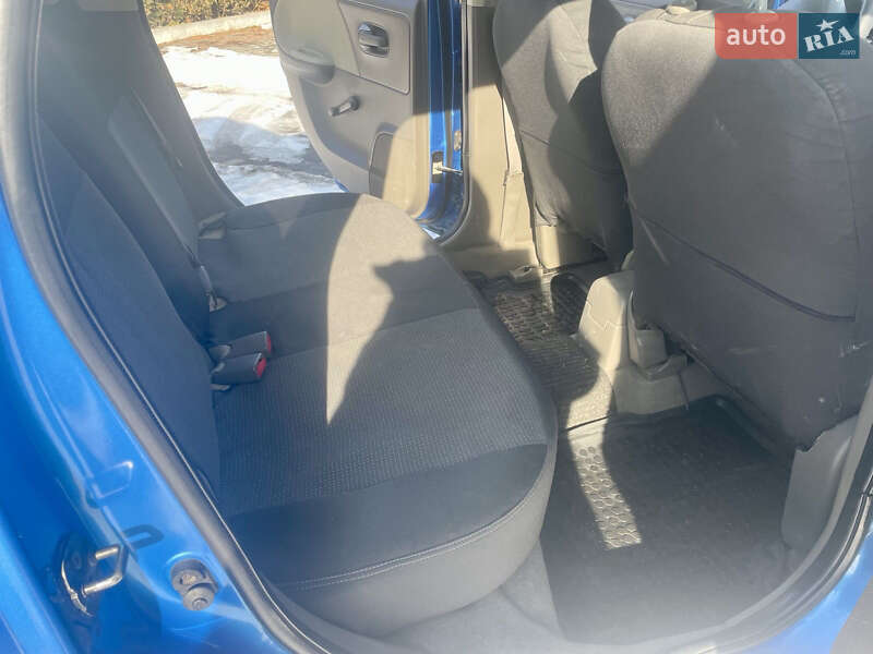 Хэтчбек Nissan Note 2008 в Львове