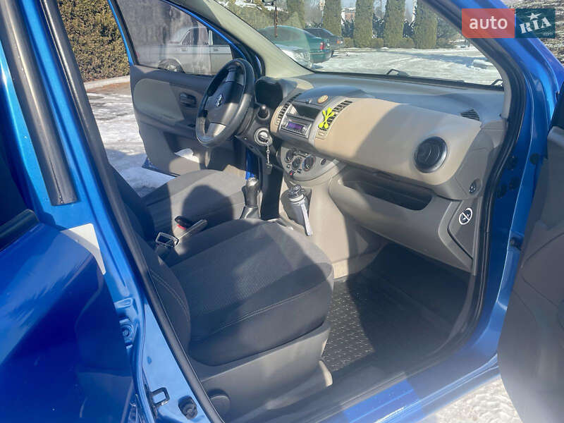 Хэтчбек Nissan Note 2008 в Львове