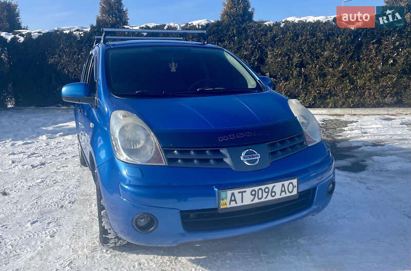Хэтчбек Nissan Note 2008 в Львове