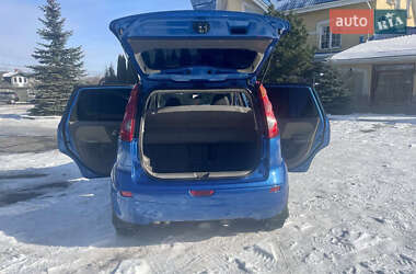 Хэтчбек Nissan Note 2008 в Львове
