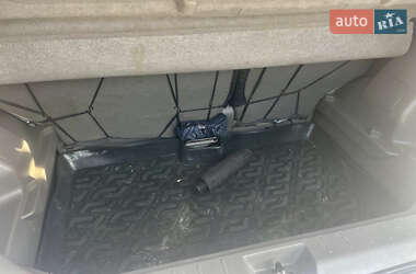 Хэтчбек Nissan Note 2008 в Львове