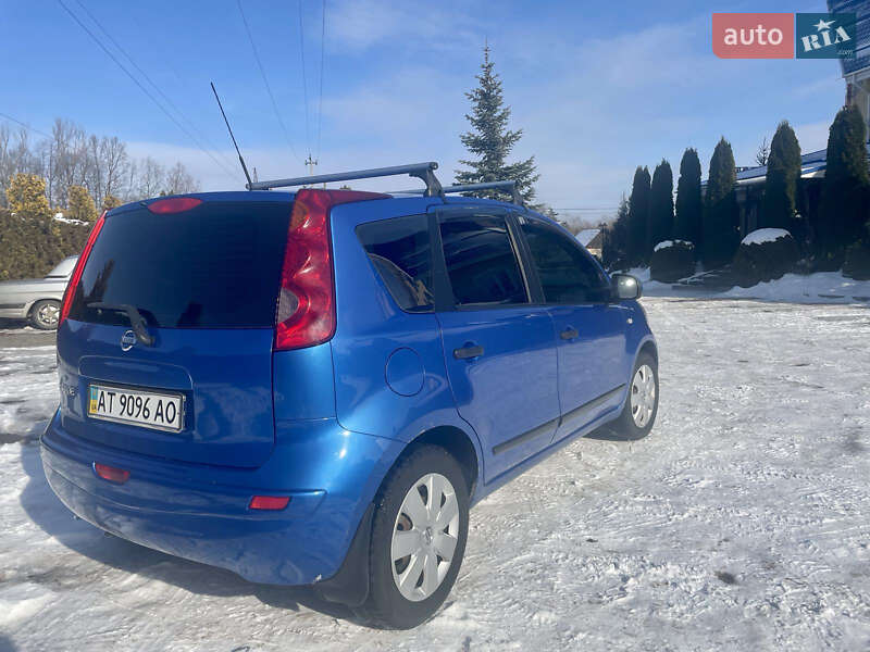 Хэтчбек Nissan Note 2008 в Львове