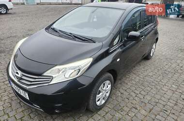 Хэтчбек Nissan Note 2013 в Полтаве