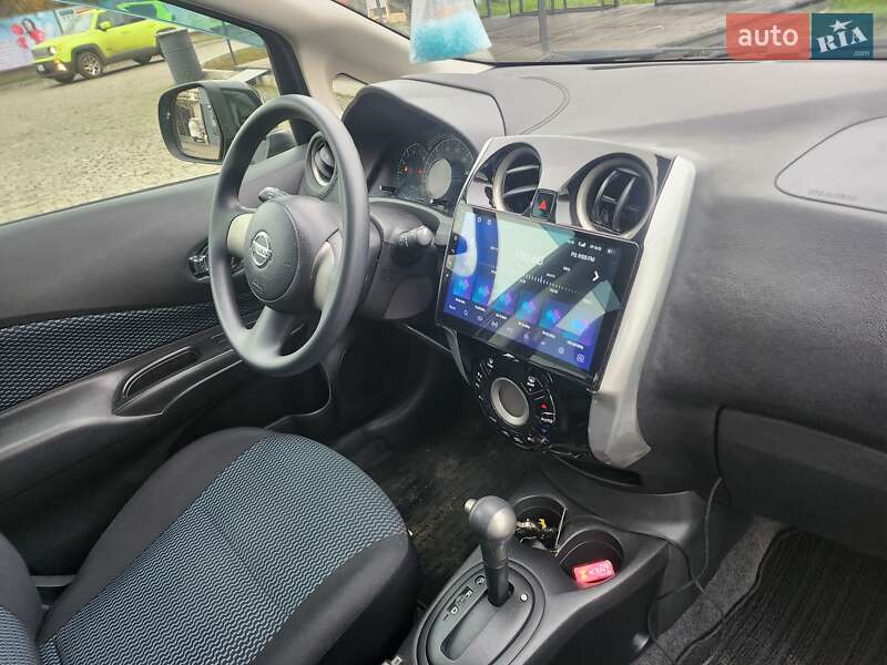 Хэтчбек Nissan Note 2013 в Полтаве