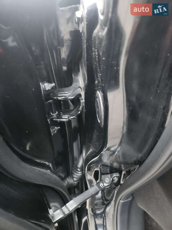 Хэтчбек Nissan Note 2013 в Полтаве