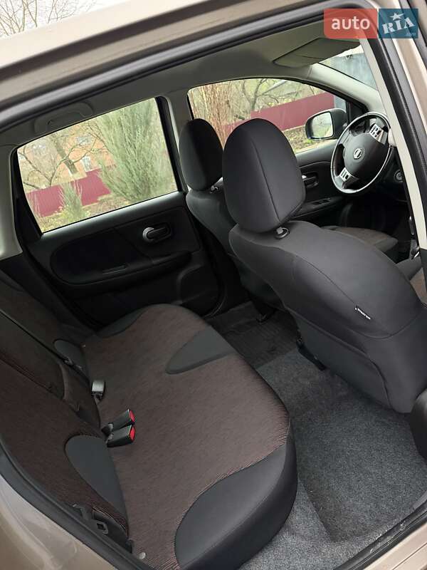 Хэтчбек Nissan Note 2010 в Виннице фото 15 Хэтчбек Nissan Note 2010 в Виннице