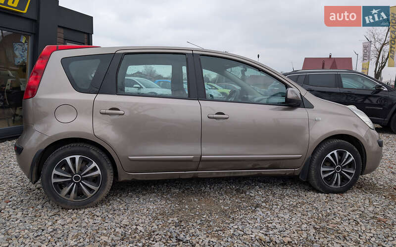 Хэтчбек Nissan Note 2007 в Коломые фото 7 Хэтчбек Nissan Note 2007 в Коломые