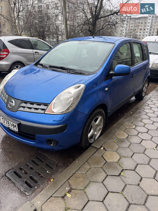 Хетчбек Nissan Note 2006 в Івано-Франківську