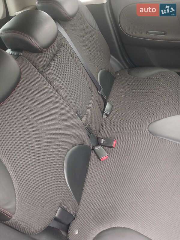 Хетчбек Nissan Note 2008 в Лубнах фото 17 Хетчбек Nissan Note 2008 в Лубнах