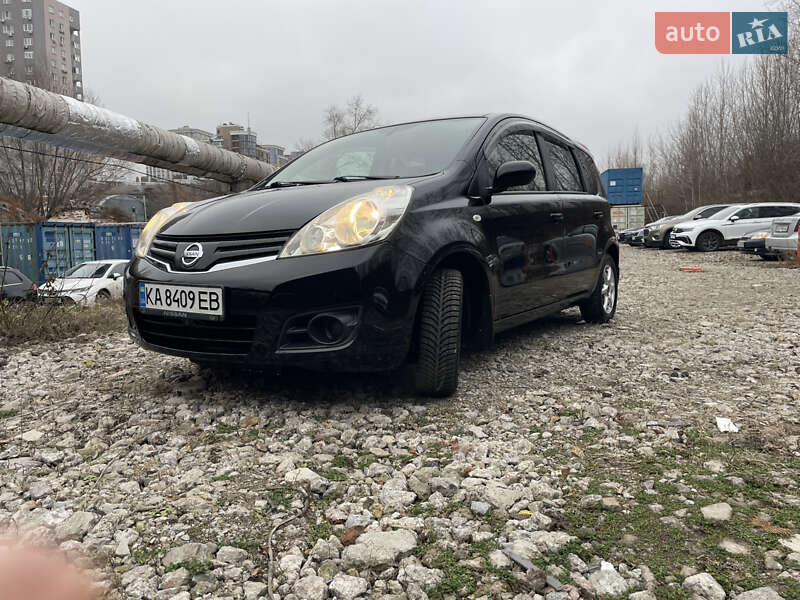 Хэтчбек Nissan Note 2012 в Киеве фото 2 Хэтчбек Nissan Note 2012 в Киеве