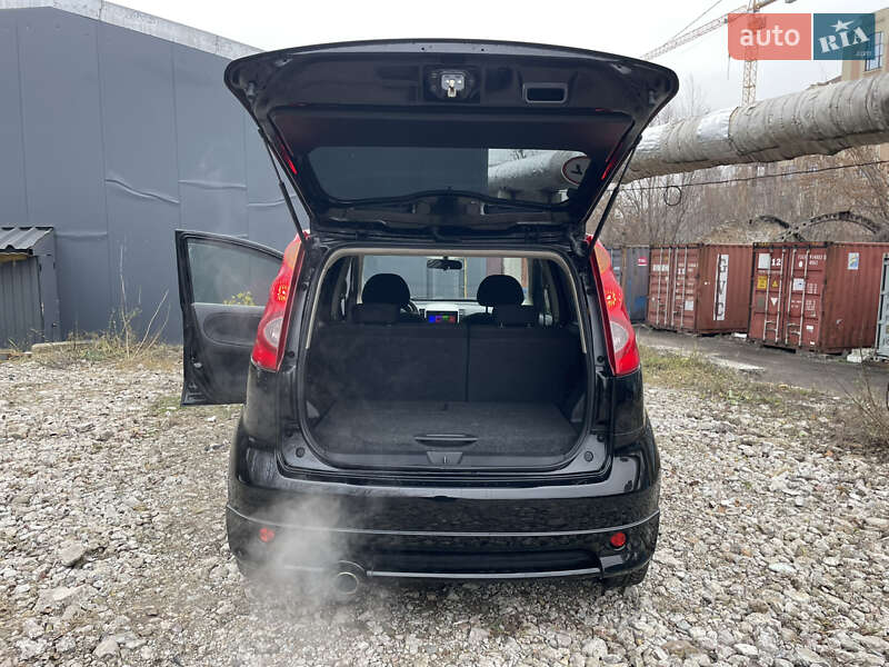 Хэтчбек Nissan Note 2012 в Киеве фото 12 Хэтчбек Nissan Note 2012 в Киеве