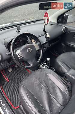 Хэтчбек Nissan Note 2010 в Виноградове