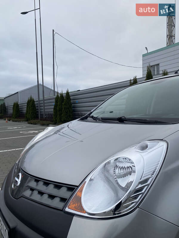 Хетчбек Nissan Note 2006 в Черкасах