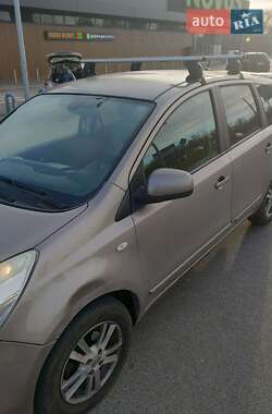 Хэтчбек Nissan Note 2009 в Буче